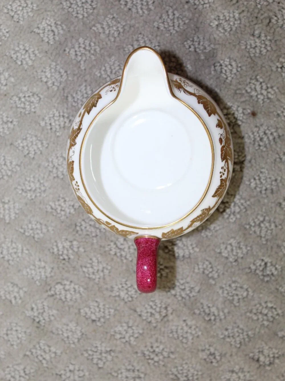 Wedgwood Whitehall W3994 Powder Ruby Bone China Creamer
